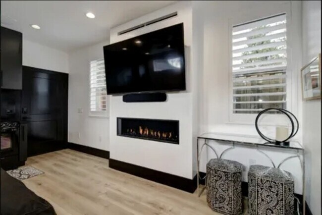 Foto del edificio - 4708 Marlborough Way