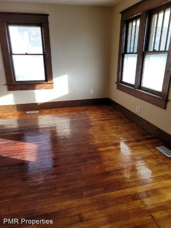 Building Photo - 2 br, 1 bath House - 2622 South 22nd Street