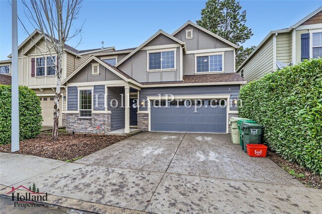 Building Photo - Beautiful 3-Bedroom Home in Desirable Beav...