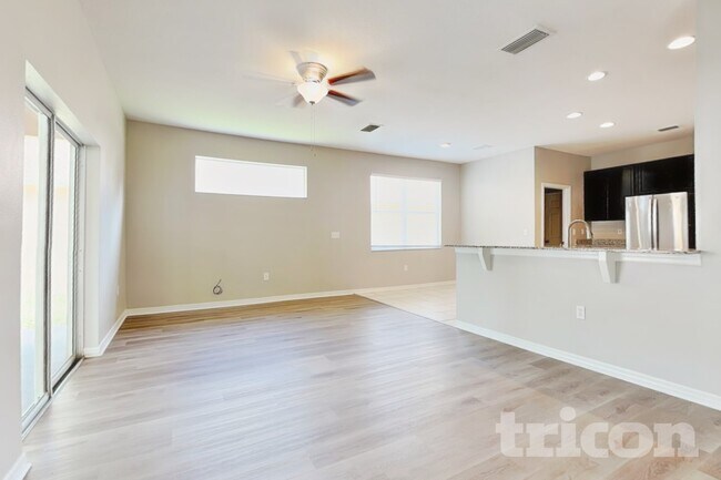 Foto del edificio - 34953 Meadow Reach Dr