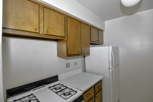 Foto del edificio - 665 W Wrightwood Ave