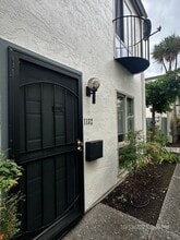 Building Photo - 1132 Marina Dr