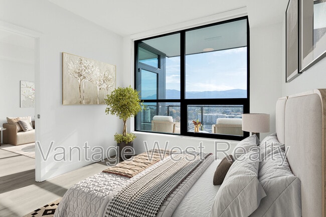 Building Photo - 1488 Bertram St