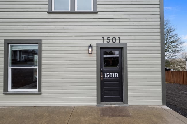 Building Photo - 1501 2nd St