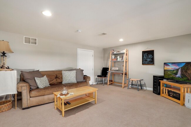 Foto del edificio - 402 Grindall St