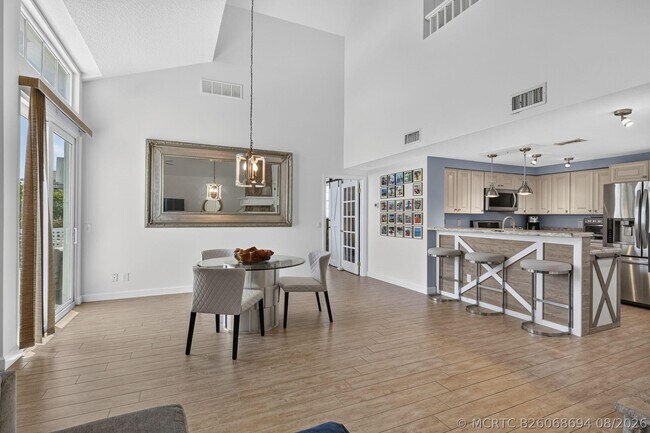 Building Photo - 1209 Mainsail Cir