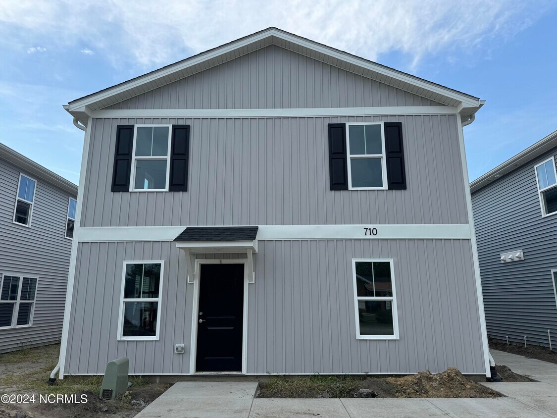 Foto principal - 718 Taylor St