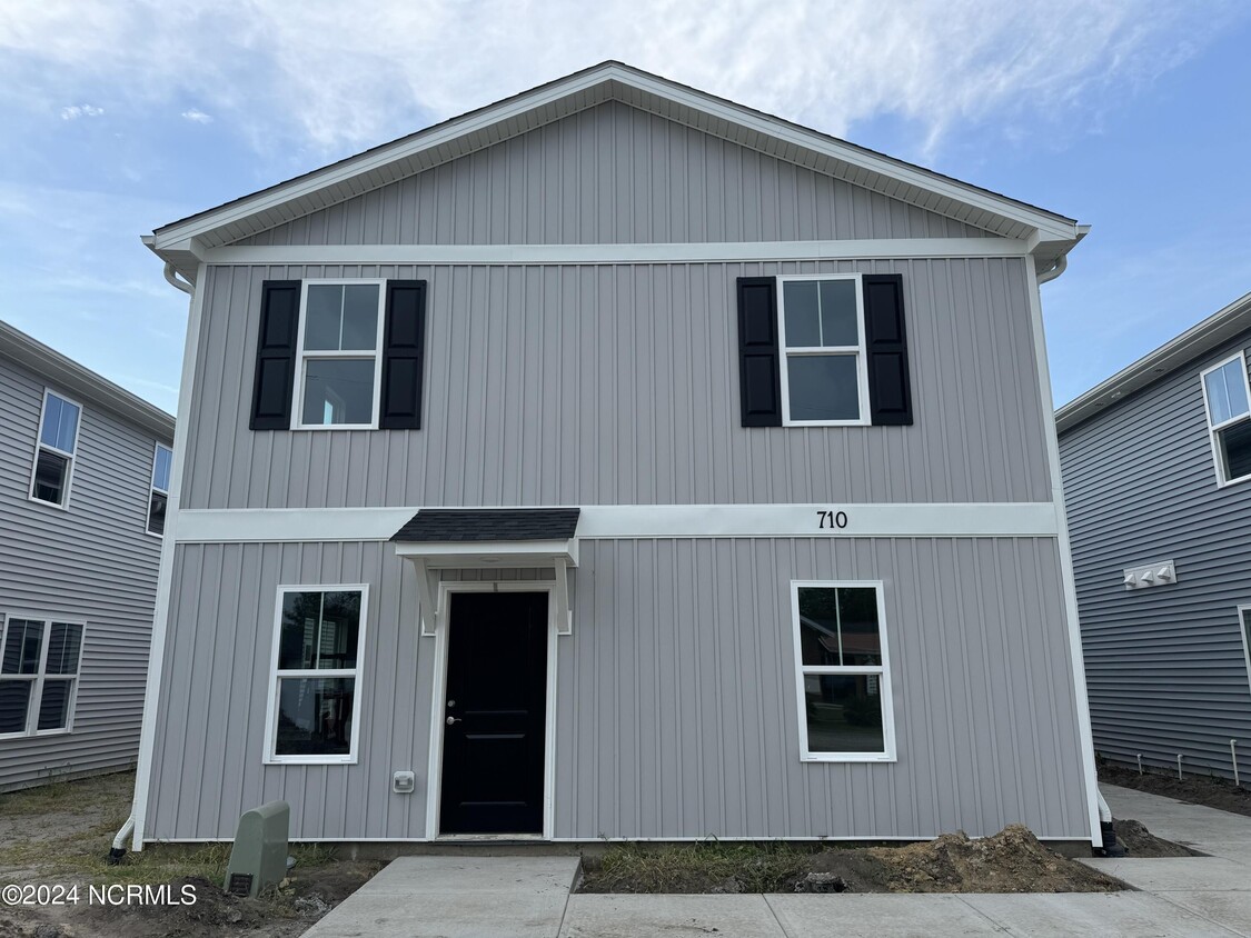 Foto principal - 718 Taylor St