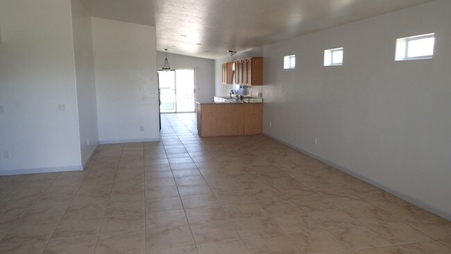 Building Photo - 4511 Buena Loma Way