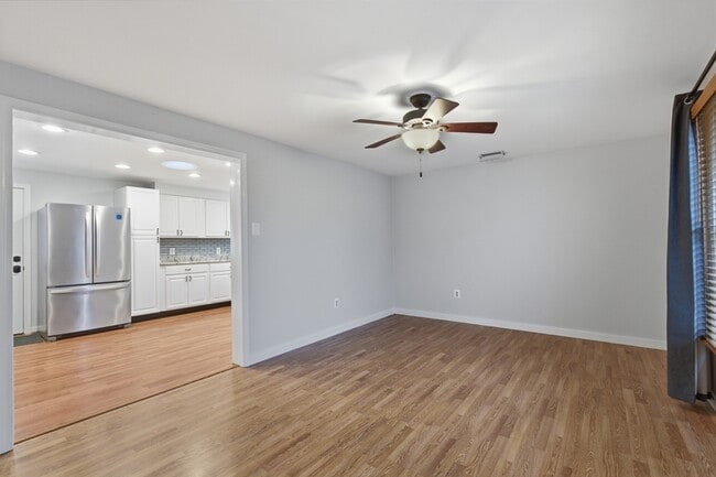 Building Photo - 408 Salisbury Rd