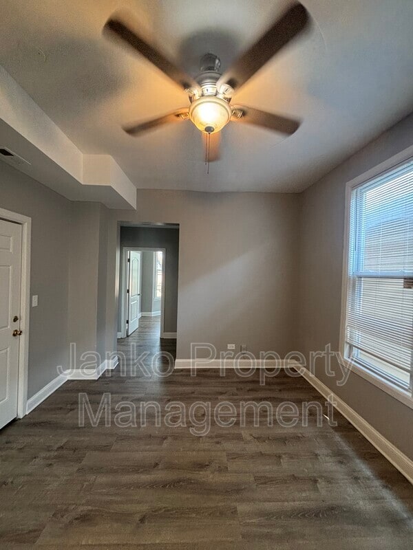 Foto principal - 6606 S Evans Ave