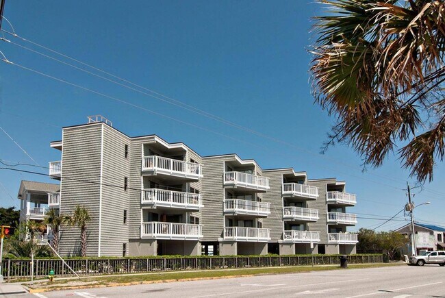 Foto del edificio - 1102 N Lumina Ave