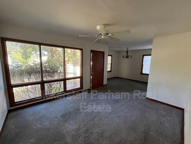 Foto del edificio - 3936 Austin Dr