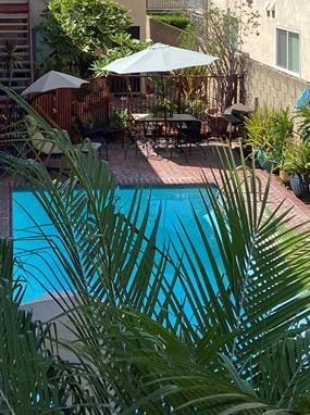 Primary Photo - Las Brisas