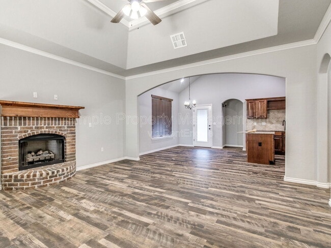 Photo - 20575 Pioneer Dr House