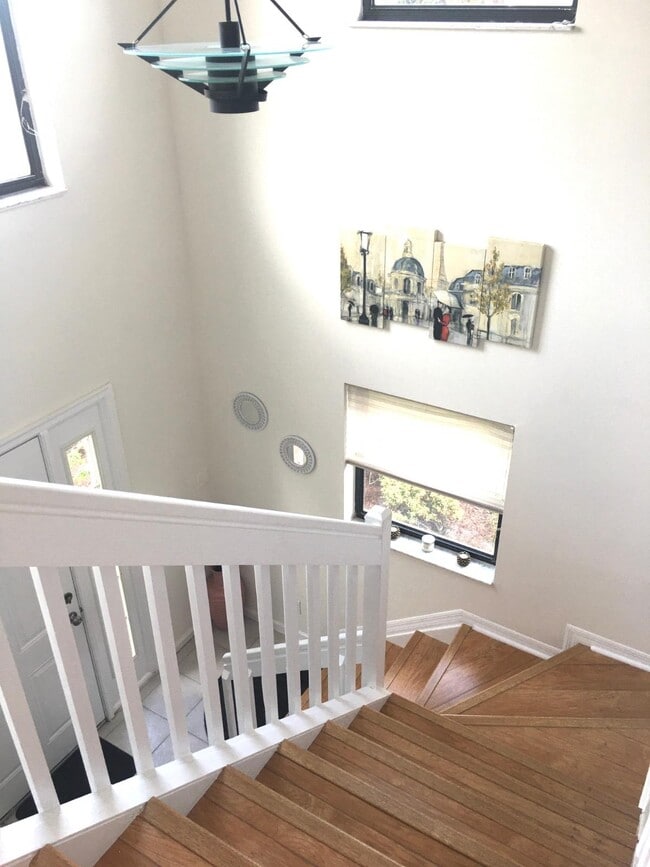 Foto del edificio - 10910 Lakemore Ln