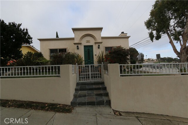 Primary Photo - 500 N Irena Ave