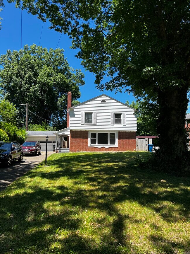 Building Photo - 80 Alburn Dr