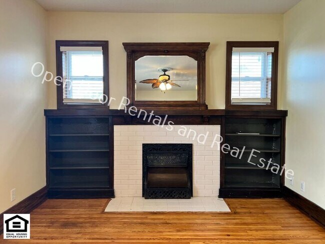 Building Photo - 1102 Rockhill St