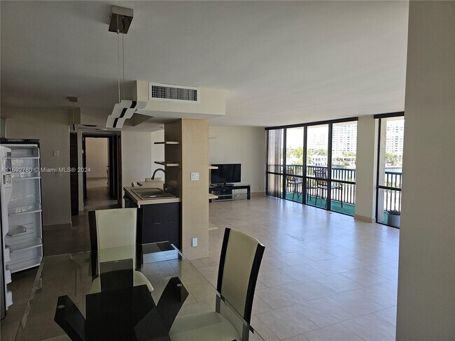 Foto del edificio - 2017 S Ocean Dr