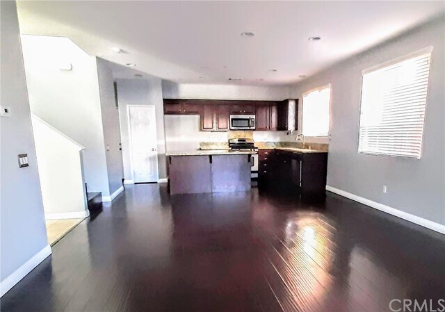 Building Photo - 3390 Lilac Pl