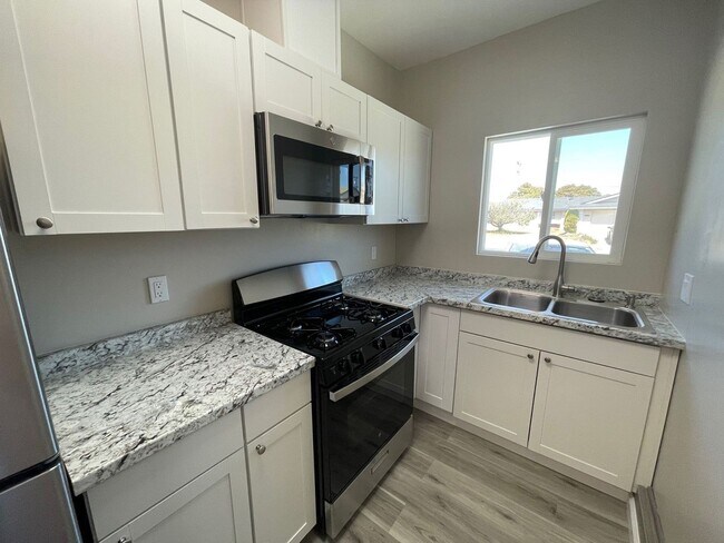 Foto del edificio - 1543 Wallis Ave