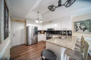 Building Photo - 4920 Cavan Pl