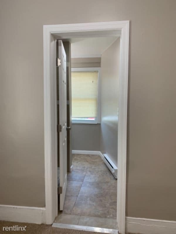 Building Photo - 3 br, 2 bath House - 12 Broadway, Loch She...