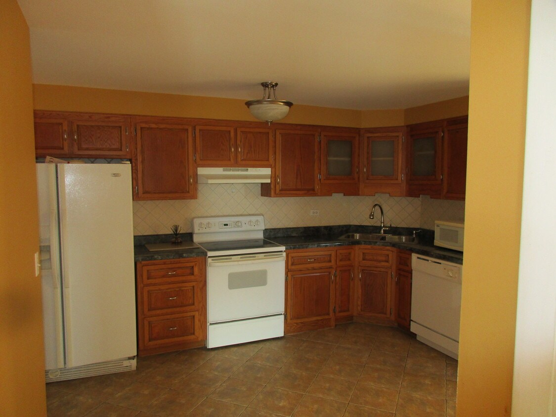 Primary Photo - 5332 N Delphia Ave