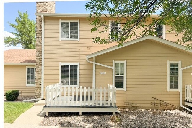 Building Photo - 8460 Everett Way
