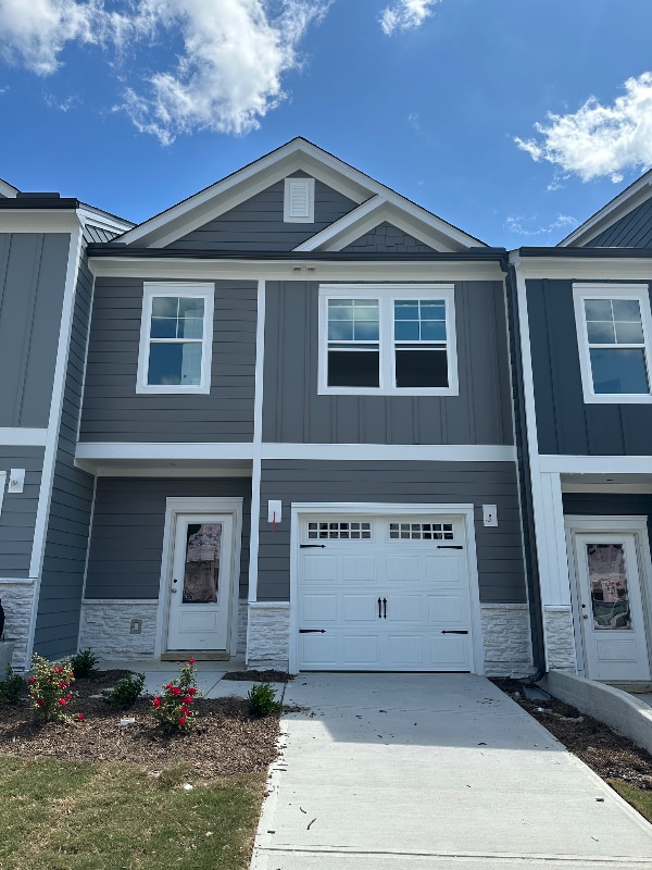 Foto principal - 8714 Wardle Ct