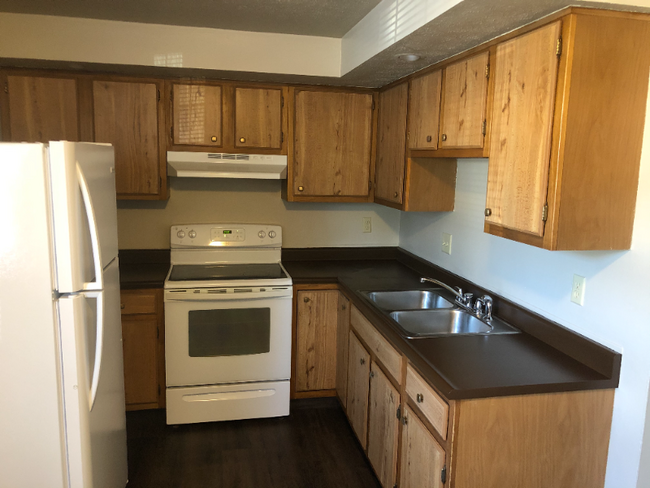 Building Photo - 203 N Highland Ave