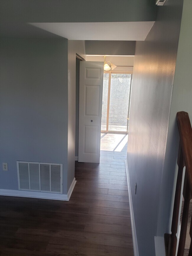 Foto del edificio - 1422 Timber Chase Dr