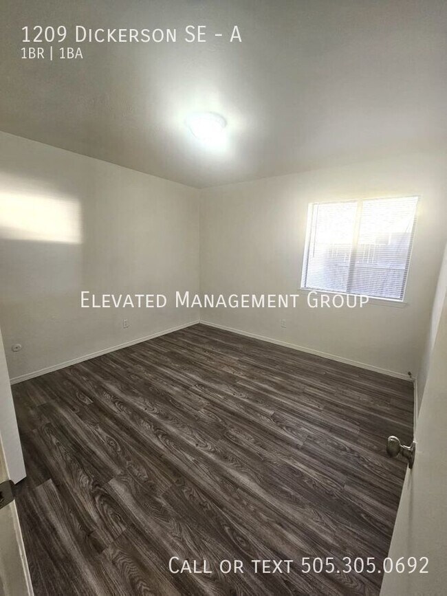 Foto del edificio - 1209 Dickerson Dr SE
