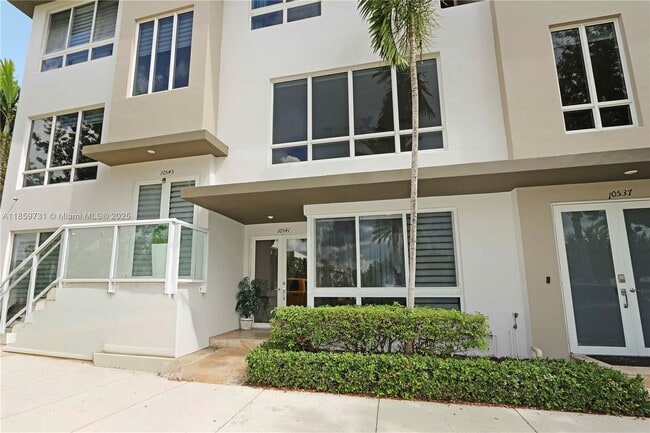 Foto del edificio - 10541 NW 66th St