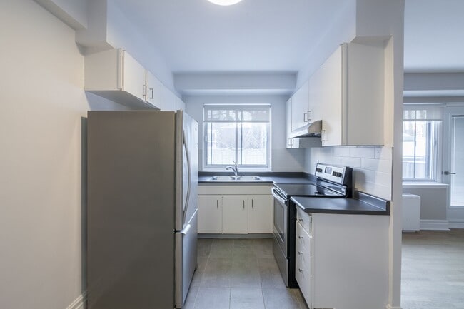 Building Photo - Chateau Bonavista