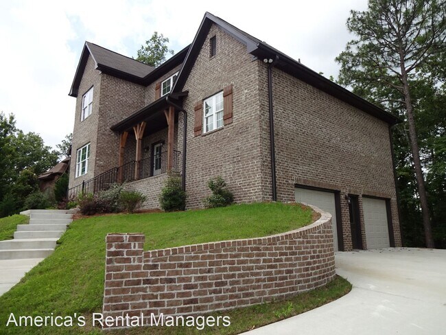 Building Photo - 5 br, 4.5 bath House - 124 Wisteria Drive