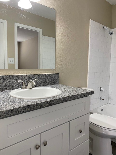 Bathroom - 375 W Spruell Ave