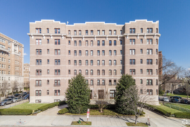 Building Photo - Brittany Condominium