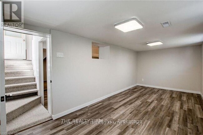 Building Photo - 130 Appel St
