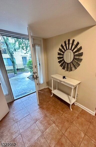 Building Photo - 38 Chestnut St