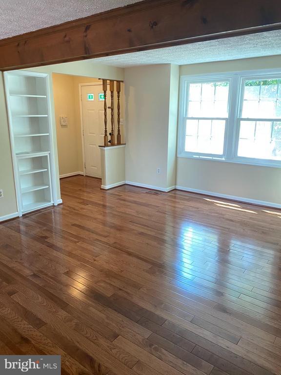 Foto del edificio - 1772 Springfield Ln