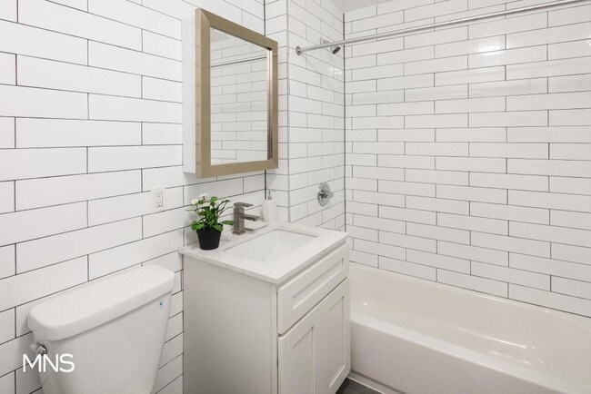 Foto del edificio - 73 Monroe Street