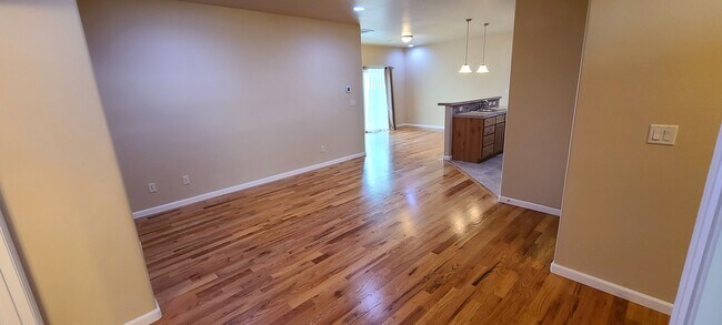 Foto del edificio - 590 Rio Grande Dr