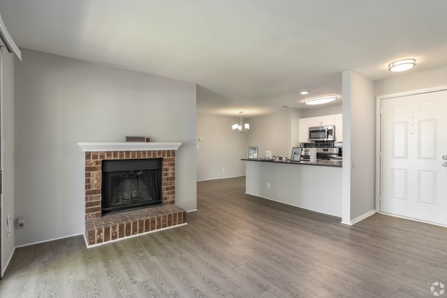 Building Photo - Aurea Station