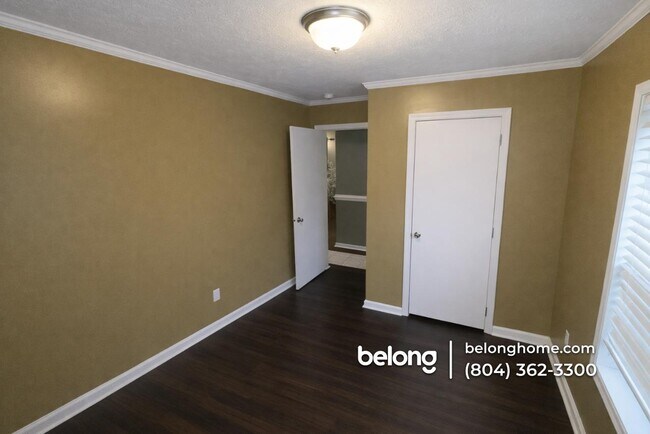 Foto del edificio - 2900 Rolling Hill Rd