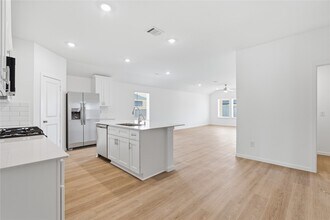Building Photo - 9030 Shady Cabana Wy