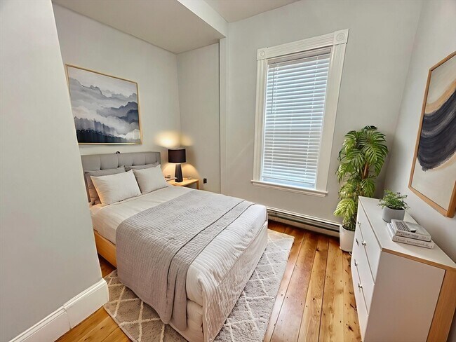 Foto del edificio - 564 E 6th St