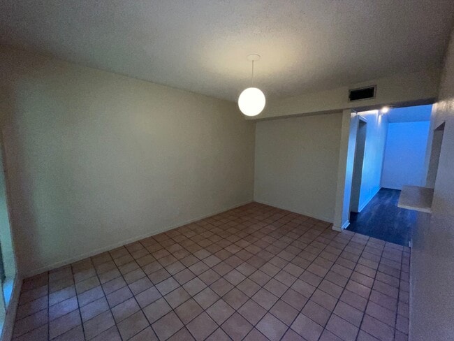 Building Photo - 3626 San Blas Dr