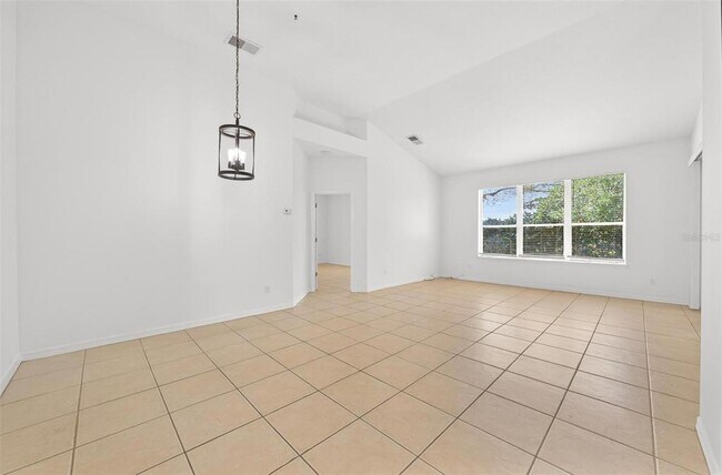 Foto del edificio - 7006 Pine Hollow Dr